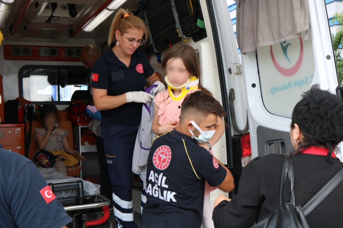 Samsun da fındık toplamaya giden aile kaza yaptı: 14 yaralı #7